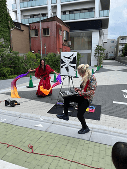 先日のイベントに出演してくれた大道芸人さんをご紹介③_01-small-photo2