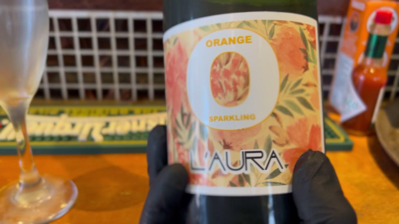 動画・写真などSNS映え間違いない名物ドリンク！