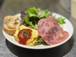 ランチ営業中！-small-photo3