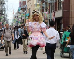 先日のイベントに出演してくれた大道芸人さんの紹介④_01-small-photo0